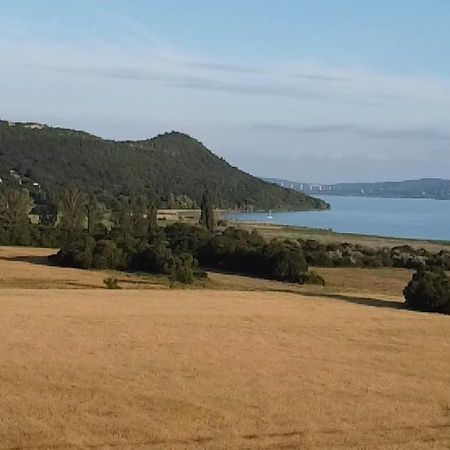 Aszofoi Panorama Apartmanhaz Luaran gambar